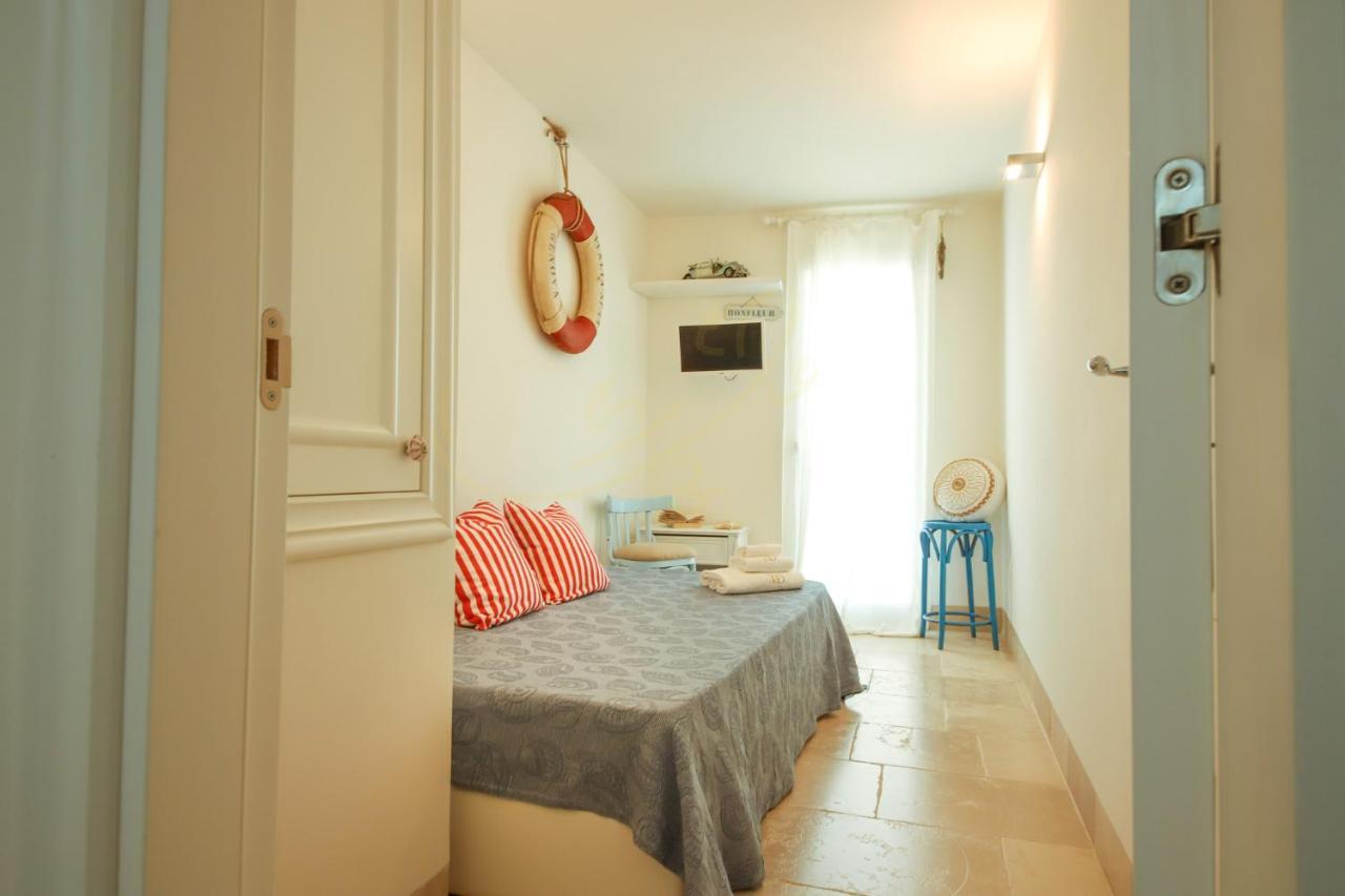 Td Dimora Arcadia With Breathtaking Sea View Monopoli Exterior foto